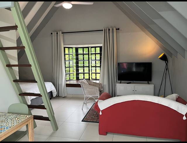 1 BEDROOM APARTMENT RENTED IN CAMELOT GOLF CLUB AND ESTATE
